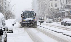 Van’a ulaşım yok! İşte Van’da kapalı yollar…