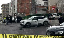 25 yaşındaki gence sokak ortasında kalaşnikoflu kanlı infaz!