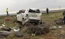 Feci kaza! Kontrolden çıkan minibüs takla attı; 2 ölü, 6 yaralı!