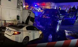 2 otomobil ile tır çarpıştı: Vanlı baba ve kızı hayatını kaybetti!