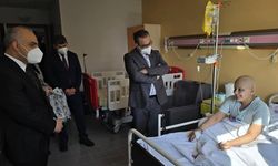 Van’da Onkoloji hastalarına moral ziyareti