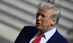 Trump'tan İran ile iş yapan ülkelere ek vergi