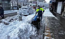 Van ‘da kar mesaisi devam ediyor!