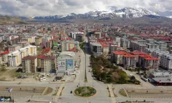 Van’ın kaldırımları artık sadece yürütmüyor, mesaj veriyor!