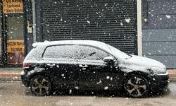 Van’da yağmur yerini kar yağışına bıraktı