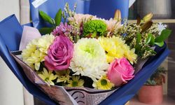 Van’da Sevgililer Günü öncesi çiçekçilerde yoğunluk yaşanıyor