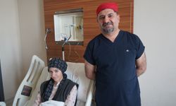 Van bir ilk başardı: Göğüs kafesi açılmadan kalp ameliyatı yapıldı