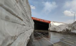 Van’da mart ayında kar kalınlığı 3 metreyi geçti