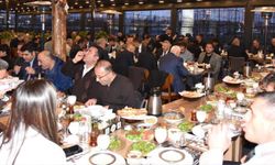 Van İpekyolu Kaymakamı, muhtarlar ile iftarda bir araya geldi