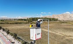 VEDAŞ’tan gündüz yanan sokak lambalarına ilişkin açıklama!