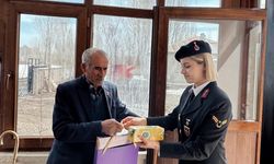 Van’da şehit ailelerine bayram ziyareti…