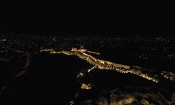 Van Kalesi’nde günlerdir çalışmayan ışıklandırmanın nedeni belli oldu!