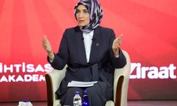 İçişleri Bakan Yardımcısı Kübra Güran Yiğitbaşı Van’da gençlerle bir araya geldi!