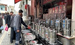 Van'da kış uzadı, mangal ve semaver sezonunu gecikti!