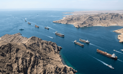 ABD, Hürmüz’ü ablukaya alıyor: Tüm dünya o saate kilitlendi!