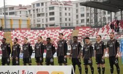 Vanspor’da şok gelişme: İki yıldız sezonu kapattı!