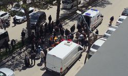 Tatvan’da motosiklet ile elektrikli bisiklet çarpıştı: 2 kişi yaralandı!