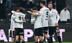 Beşiktaş'ta 11 isimin bileti kesildi: İşte kalacaklar ve gidecekler…