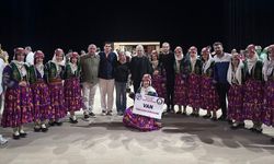Türkiye Vanlı kızların başarısını konuşuyor: Vanlı kızlar tarih yazdı!