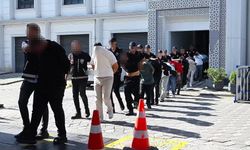 Van’da fuhuş çetesi çökertildi: Fuhuş zorlanan 18 kadın kurtarıldı!