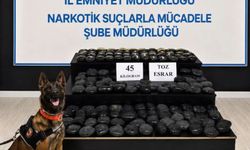 Uyuşturucu suçunda aranan şahısın arabasından kilolarca madde yakalandı!