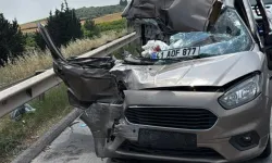 Feci kaza: Tır ile otomobil çarpıştı: 1 kişi öldü, 4 kişi yaralandı!
