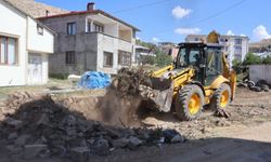 Van’da yeni yol için ilk kazma vuruldu: İki mahalle birbirine bağlanacak!