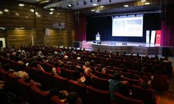 Ünlü Profesör Van’da