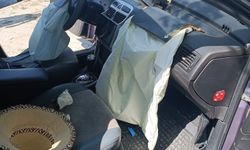 Van’da korkutan kaza: Araç duvara tosladı