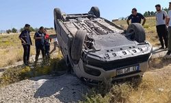 Van’da kontrolden çıkan kamyonet takla attı: 4 yaralı!