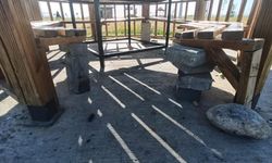 Van’da sahil yolu parkı Vandallar tarafından tahrip edildi!