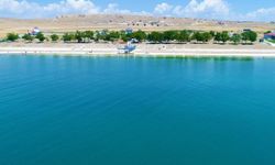 Van Gölü'nde ücretsiz aile plajı açıldı!