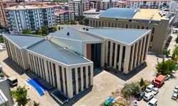 Van’ın yeni kütüphanesi açılış için gün sayıyor