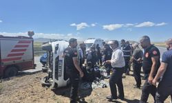 Van’da iki araç çarpıştı: Yaralılar var