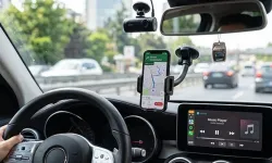 Araç içi telefon tutucu, multimedya ve ses sistemlerinde yeni kurallar belli oldu!