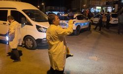 İki grup arasında çıkan tartışma silahlı kavgada dönüştü: Yaralı var!