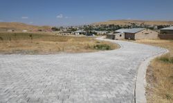 Van’da kırsal mahallelerin yolları yenileniyor!