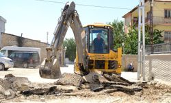 Van’da bir mahallede daha asfalt çalışması yapıldı!