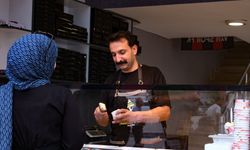 Türkiye’de sadece Van’daki bu işletmede var! Yiyen bir daha yiyor