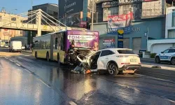 Otomobil, İETT otobüsüne arkadan çarptı! 3 kişi öldü, işte kazada hayatını kaybedenlerin isimleri
