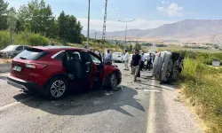 Van’da iki araç çarpıştı: 1 kişi yaralandı!