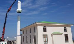 Vanlı imam camii minarelerini çelikten yapıyor!