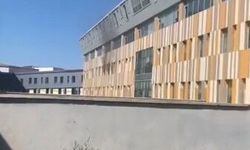 Van Bölge Hastanesi’nde yangın çıktı: Hastalar ve sağlık çalışanları tahliye edildi!