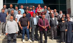 Rakiplerine şans tanımadı: Vanlı sporcu dünya şampiyonluğunu kazandı!