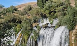 Muradiye Şelalesi’ne büyük ilgi!
