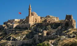 Van Kalesi’ni gezen Alman turist hayatını kaybetti!