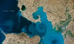 Van Gölü uzaydan yine büyüledi!