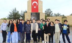 Vanlı öğrenciler kentin tarihi ve turistik mekanlarını gezdi!