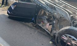 Van’da kontrolden çıkan otomobil takla atarak ters döndü: Yaralılar var!