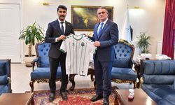 Yeşil İlvanspor’dan Vali Balcı’ya ziyaret